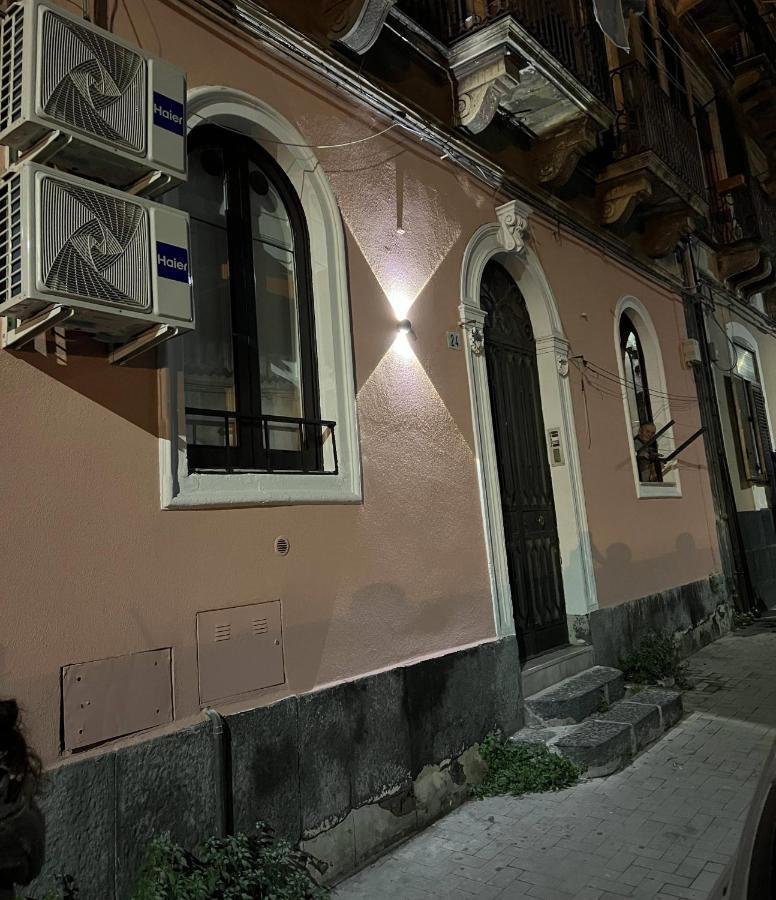 Simo'S Houses Катанія Екстер'єр фото
